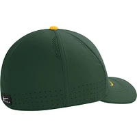 Casquette Nike verte NDSU Bison 2022 Sideline Classic99 Swoosh Performance Flex pour homme