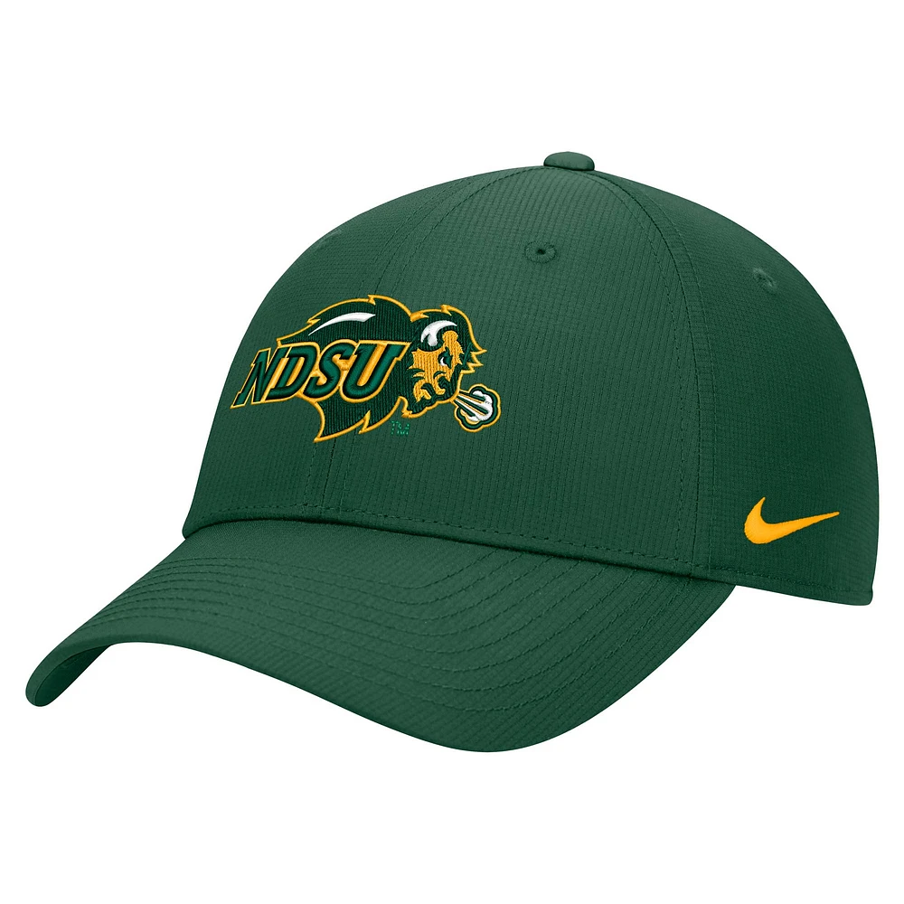 Casquette ajustable Nike NDSU Bison 2024 Sideline Club pour homme, verte