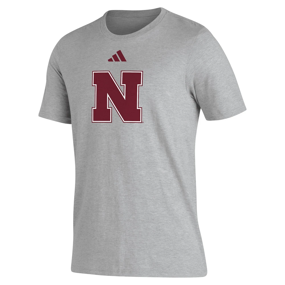 Men's adidas Gray Nebraska Huskers Primary Locker Logo Pre-Game AEROREADY T-Shirt