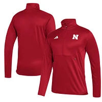 adidas Scarlet Nebraska Huskers 2023 Sideline AEROREADY Haut à demi-zip pour homme