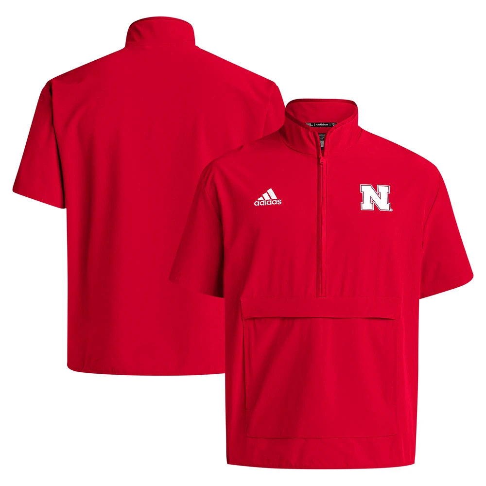 Veste adidas Scarlet Nebraska Huskers Coaches Sideline à manches courtes et demi-zip pour homme