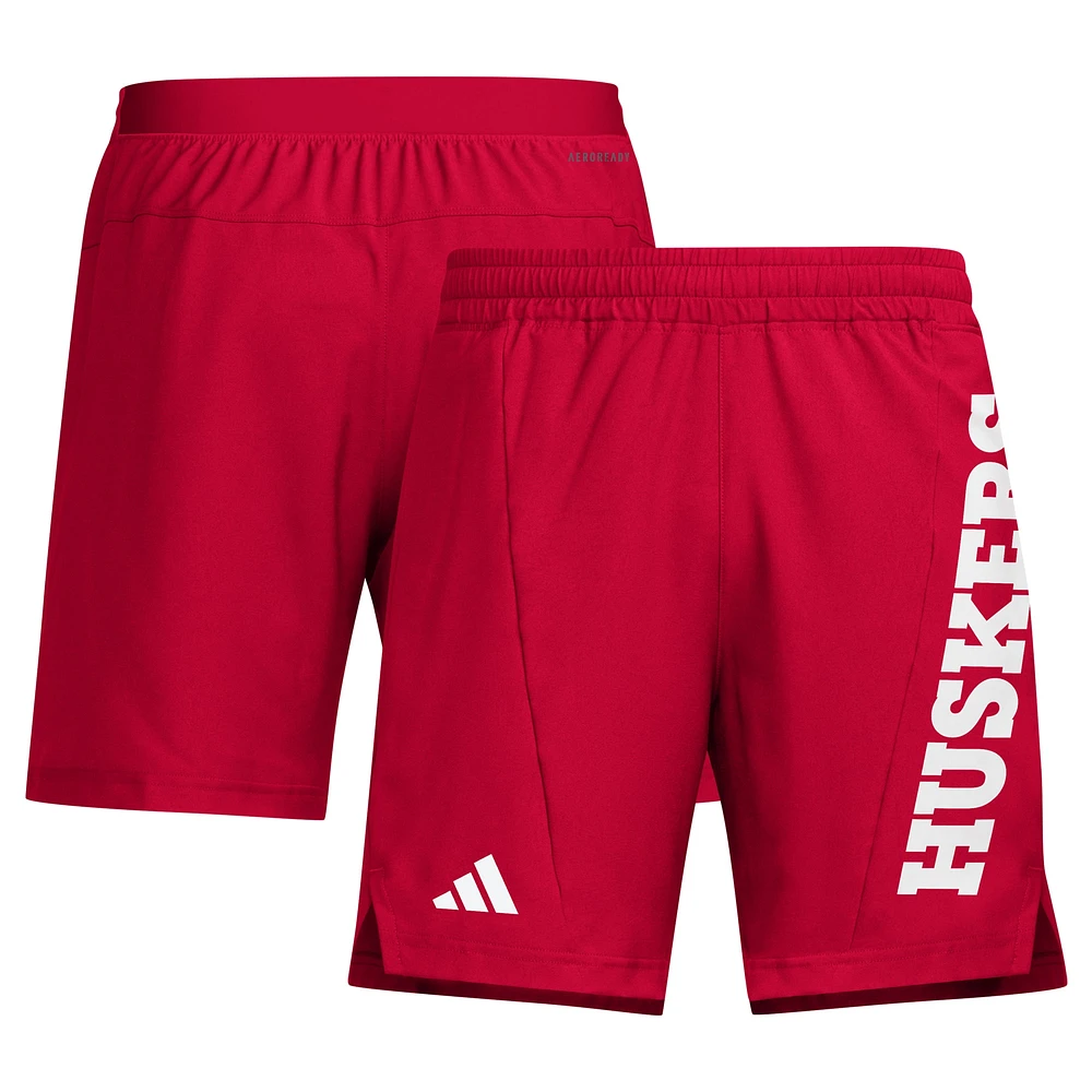 Short adidas Scarlet Nebraska Huskers conçu pour l'entraînement AEROREADY homme