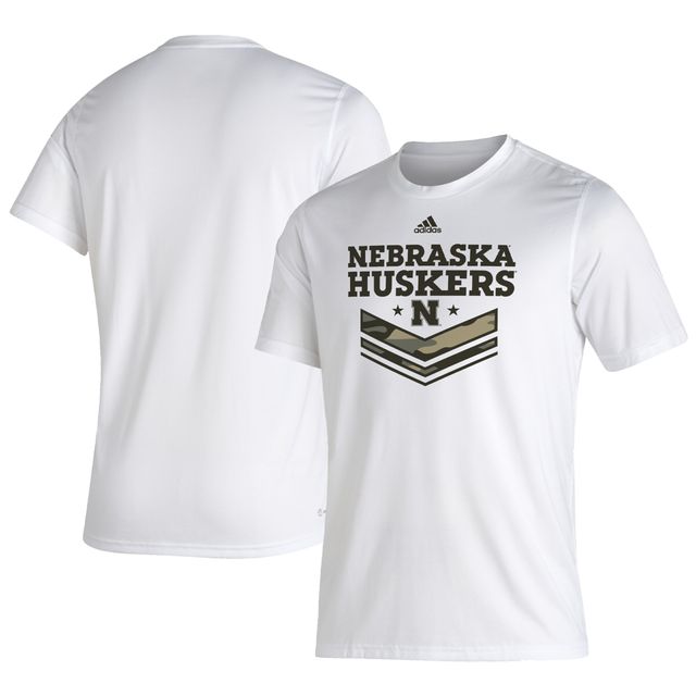 T-shirt blanc adidas Nebraska Huskers Military Appreciation Creator pour homme