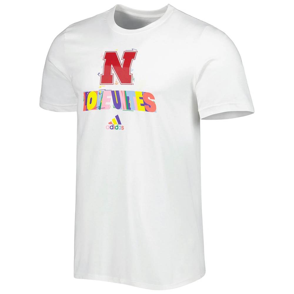 T-shirt adidas Nebraska Huskers Pride Fresh blanc pour homme