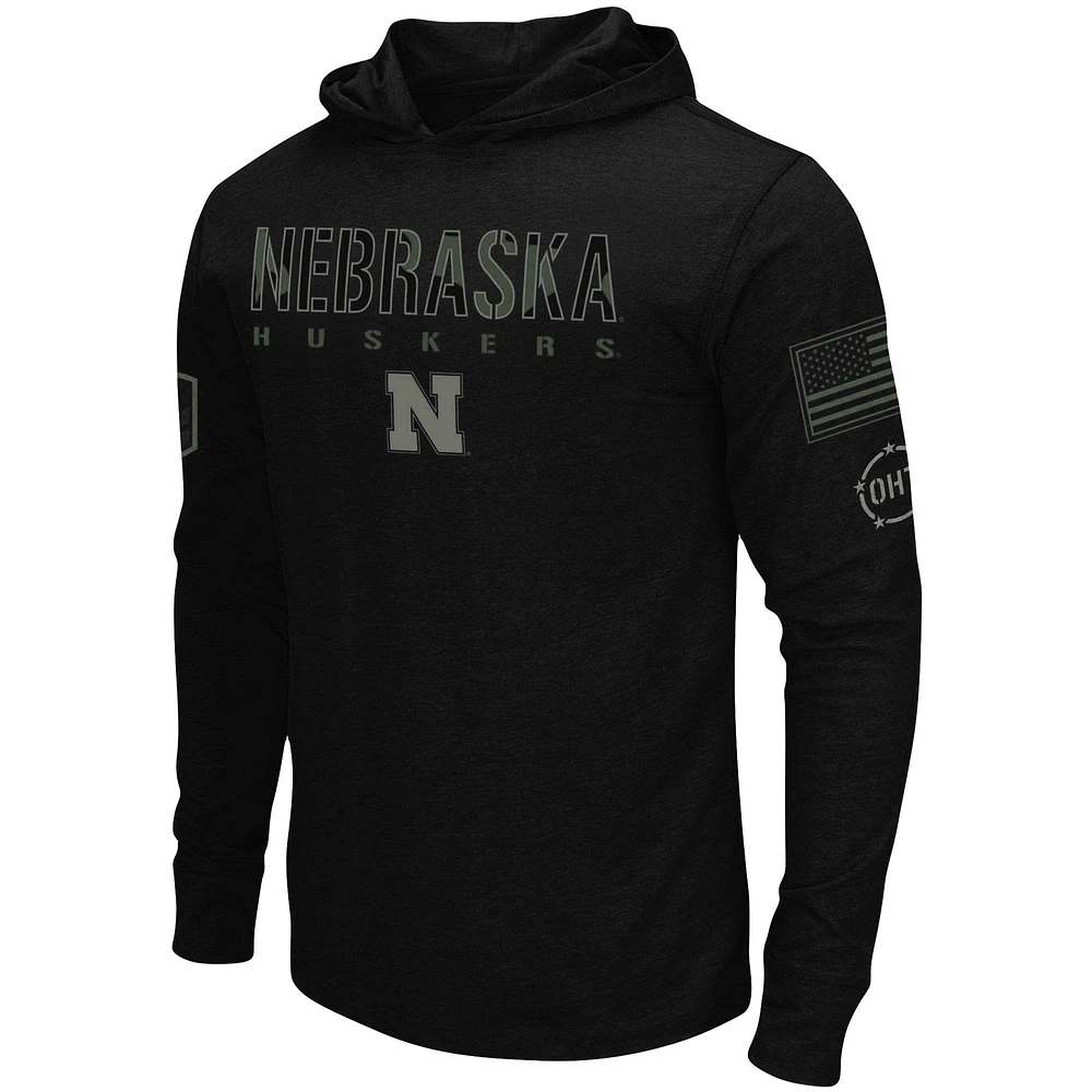 Colosseum Black Nebraska Huskers OHT Military Appreciation Hoodie T-shirt à manches longues pour homme