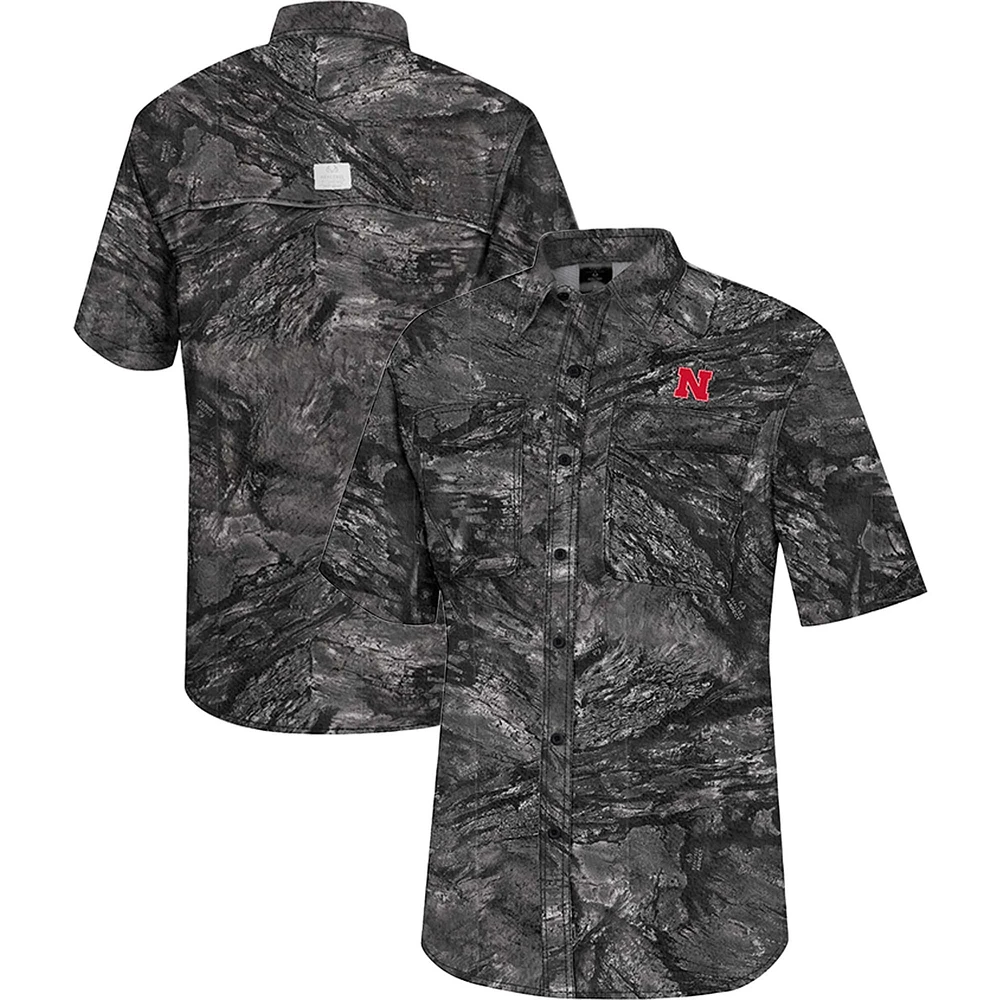 Chemise de pêche Colosseum Charcoal Nebraska Huskers Realtree Aspect Charter pour homme