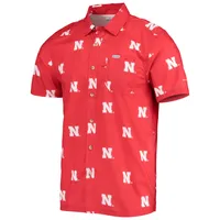 Chemise boutonnée Super Slack Tide Omni-Shade pour homme Columbia Scarlet Nebraska Huskers