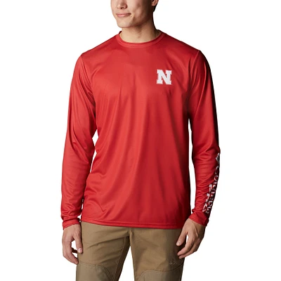 T-shirt à manches longues Columbia Scarlet Nebraska Huskers Terminal Shot Omni-Shade Omni-Wick pour homme