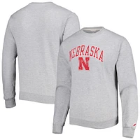 Hommes League Collegiate Wear Gris Nebraska Huskers 1965 Arch Essential Sweatshirt épais