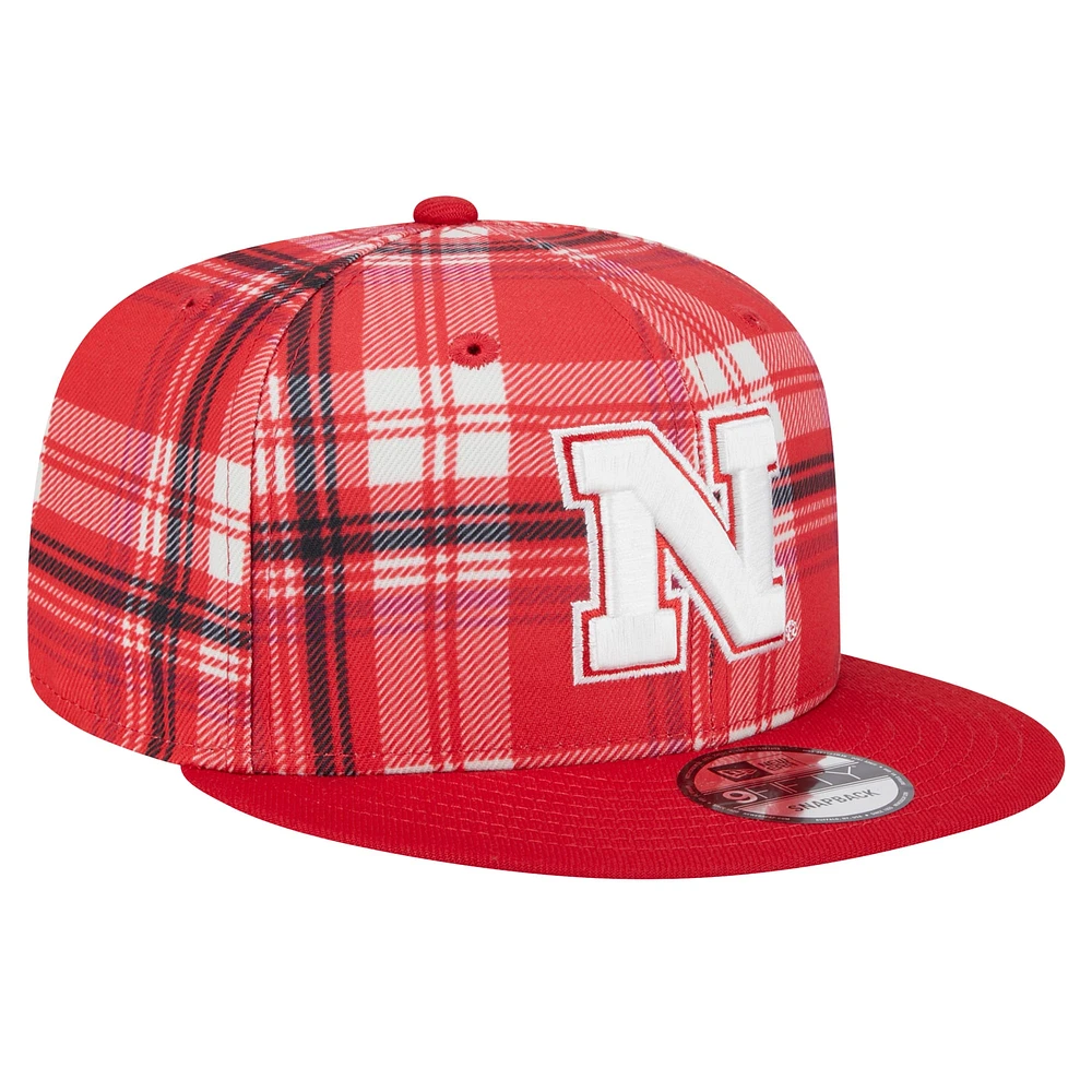 Men's New Era Scarlet Nebraska Huskers Plaid 9FIFTY Snapback Hat