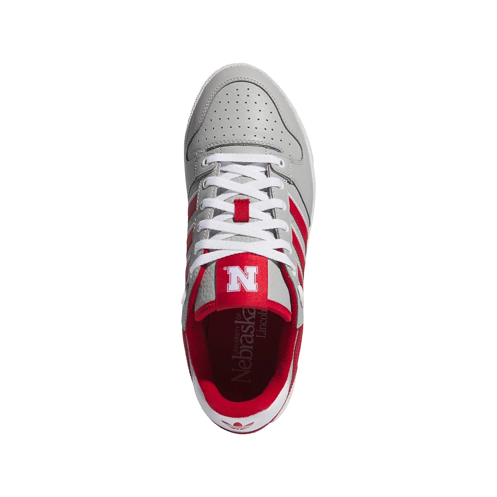 Chaussures de basket-ball unisexes adidas Nebraska Huskers Centennial 85 Low Gris/Écarlate