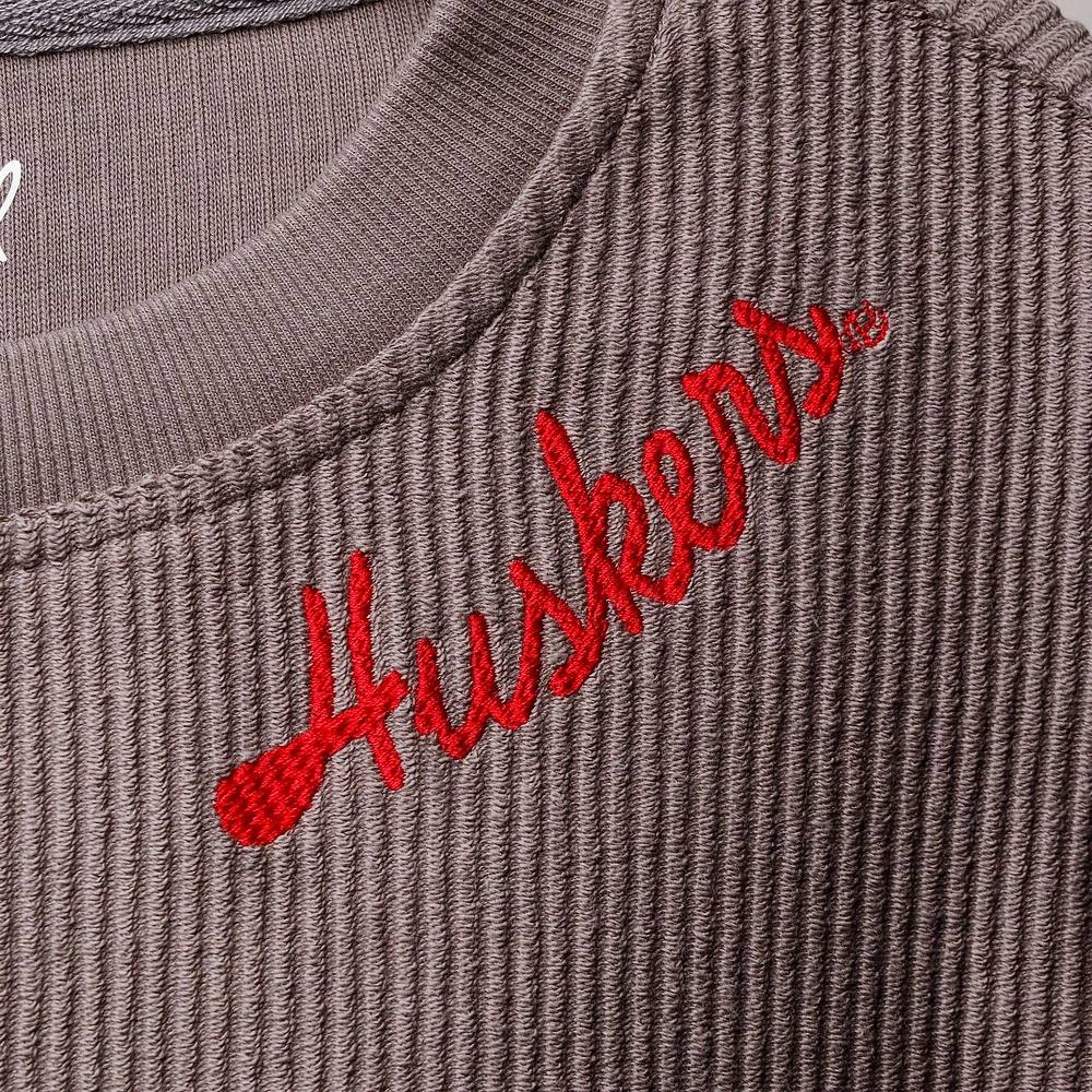 Women's League Collegiate Wear Charcoal Nebraska Huskers Corded Timber Cropped Pullover Sweatshirt
