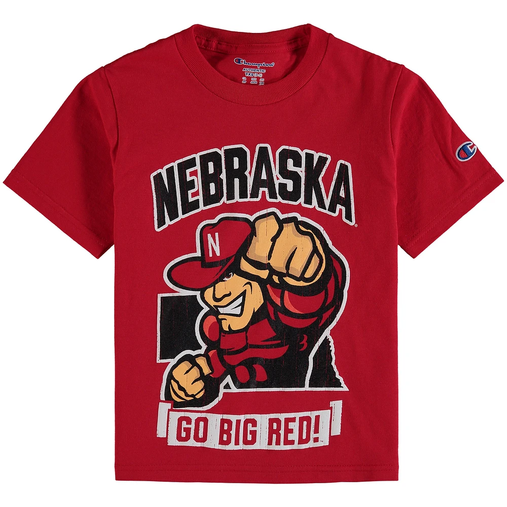 Champion de la jeunesse Scarlet Nebraska Huskers Strong Mascot T-shirt
