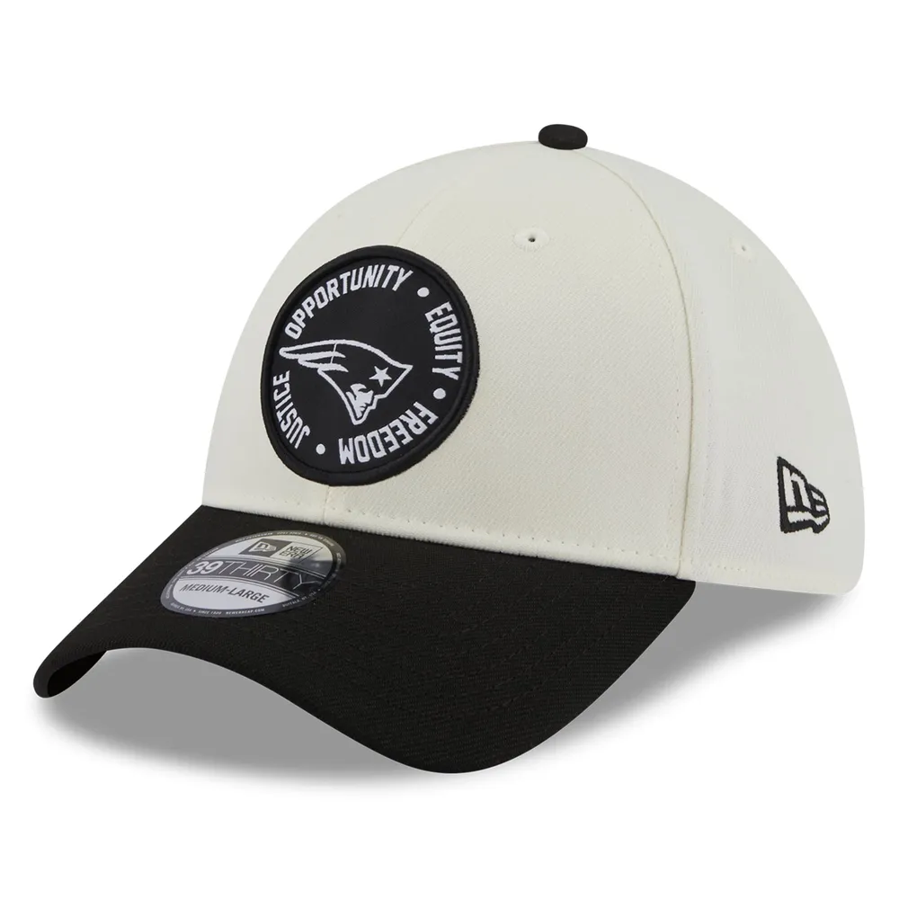 Lids New England Patriots Era 2022 Inspire Change 39THIRTY Flex Hat -  Cream/Black