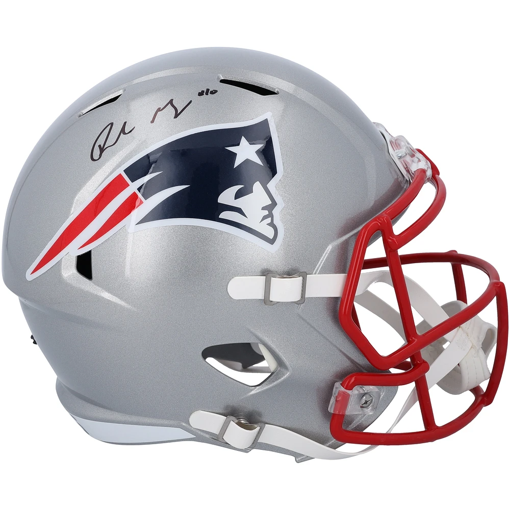 Drake Maye New England Patriots dédicacé 2024 NFL Draft Premier tour Pick Riddell Speed Replica Casque