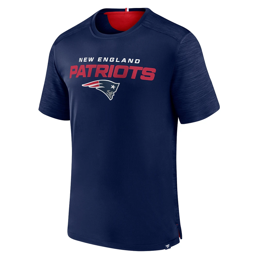 T-shirt Fanatics Navy New England Patriots Defender Evo pour hommes