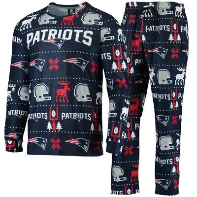 Men's New England Patriots Fanatics Branded Heather Charcoal/Navy Long  Sleeve T-Shirt & Cuffed Knit Hat Combo Set in 2023