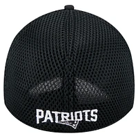 Men's New Era Black England Patriots 39THIRTY Flex Hat