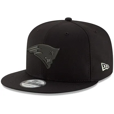 New England Patriots New Era Black On Black 9FIFTY Adjustable Hat - Black