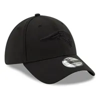 Men's New Era Black England Patriots Logo 39THIRTY Flex Hat