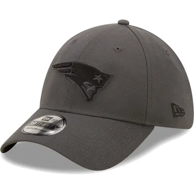 Men's New Era Gray New England Patriots 2021 NFL Sideline Home Historic Logo  39THIRTY Flex Hat