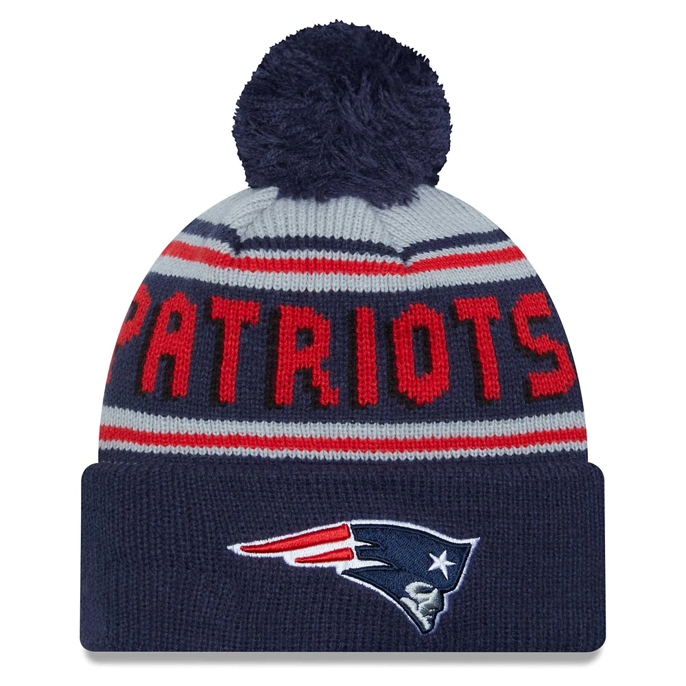 Bonnet en tricot à revers principal New Era New England Patriots pour hommes bleu marine avec pompon