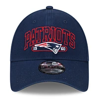 Men's New Era Navy New England Patriots Outline 9FORTY Snapback Hat