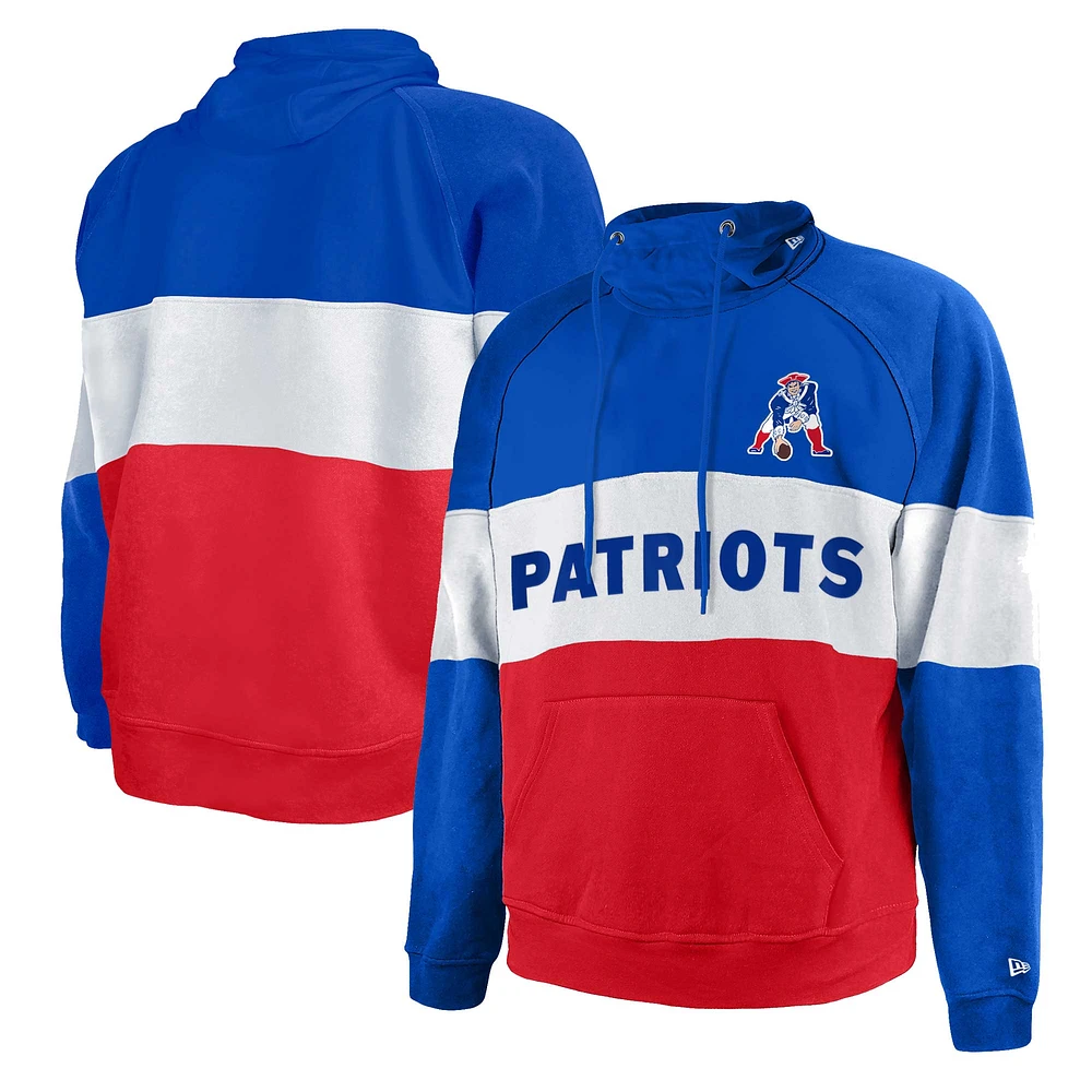 Chandail à capuchon raglan en molleton blocs de couleurs pour homme Big & Tall Throwback Patriots la Nouvelle-Angleterre bleu roi/rouge New Era