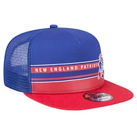 Casquette Snapback 9FIFTY Snapback New Era Royal/Red New England Patriots Half Stripe Trucker pour hommes