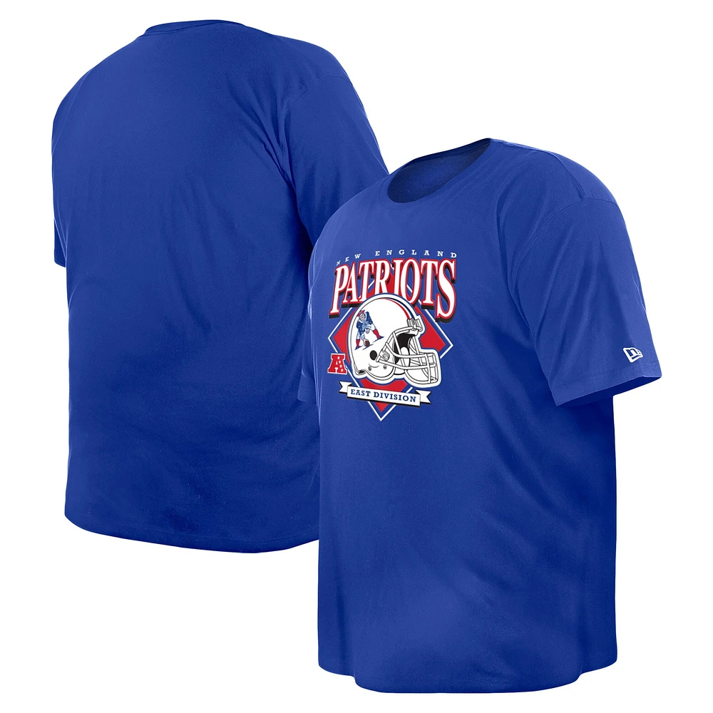 T-shirt New Era Royal England Patriots pour hommes, grand et casque, marque historique