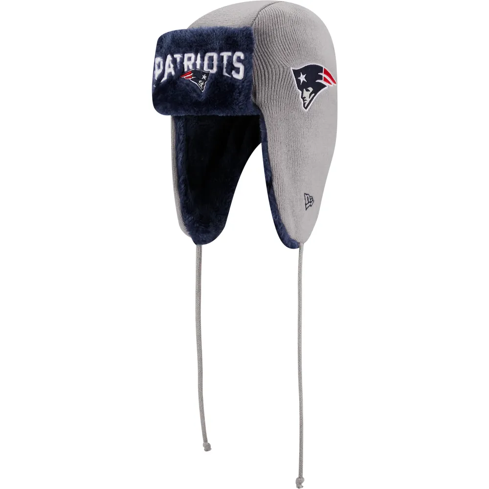 Patriots de la Nouvelle-Angleterre argentés New Era pour homme - Bonnet en tricot Helmet Head Trapper