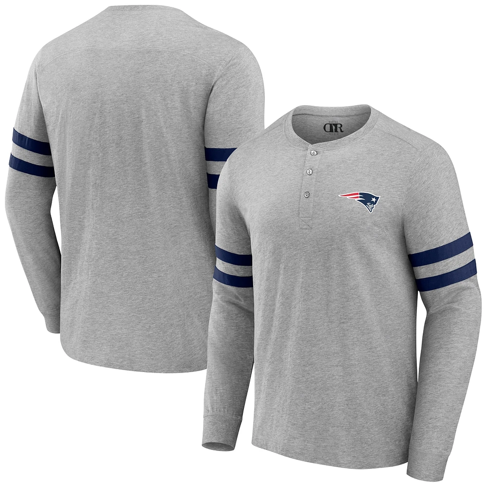 T-shirt à manches longues Henley pour homme de la collection NFL x Darius Rucker Fanatics, gris chiné, New England Patriots