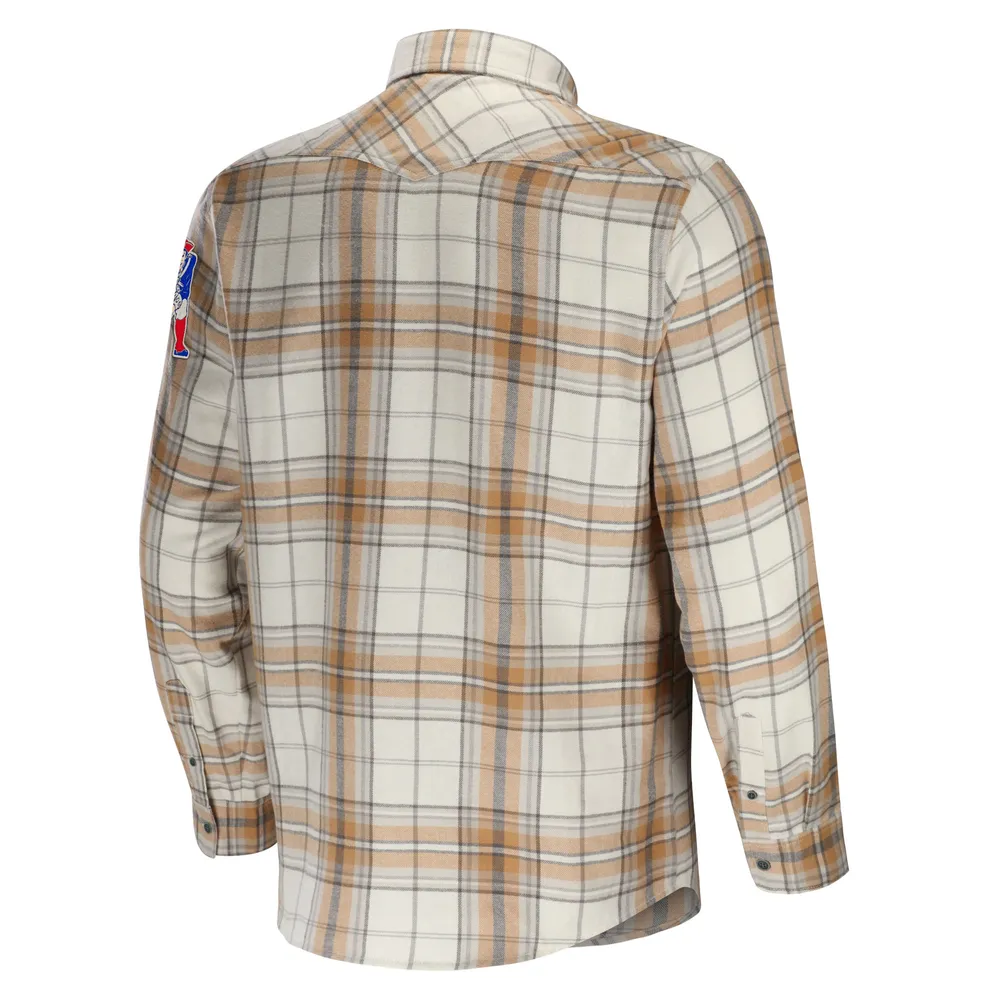 Collection NFL x Darius Rucker pour homme par Fanatics Chemise boutonnée à manches longues en flanelle des Patriots de la Nouvelle-Angleterre beige