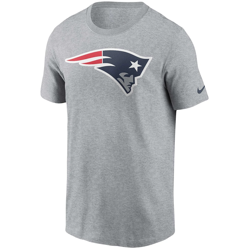 T-shirt essentiel avec logo New England Patriots Nike gris pour homme