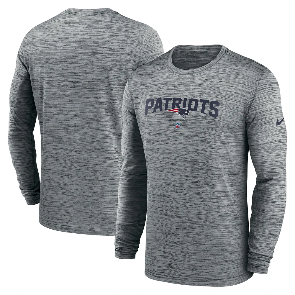 T-shirt à manches longues Nike Heather Grey New England Patriots Sideline Team Velocity Performance pour homme