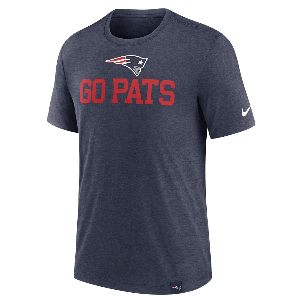 T-shirt tri-mélange Nike Heather Navy New England Patriots Blitz pour hommes