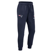 Pantalon Nike bleu marine New England Patriots 2024 Sideline Club pour homme