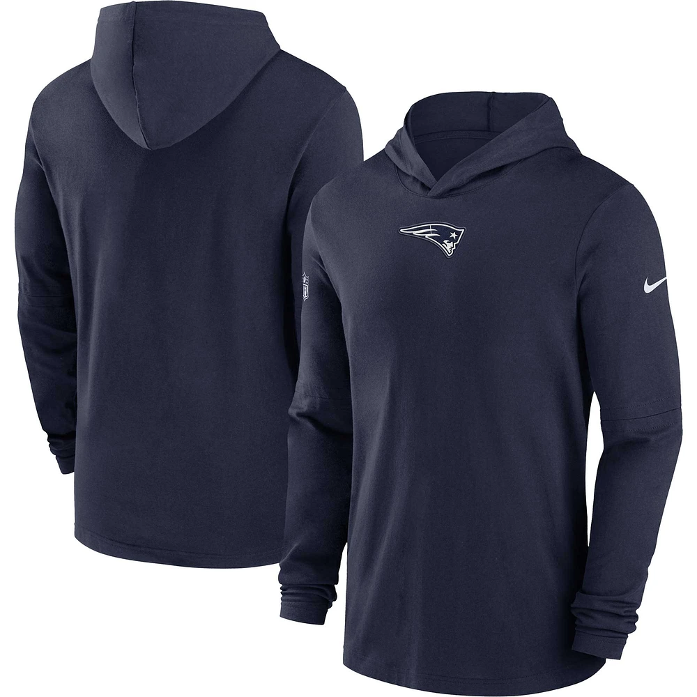 T-shirt à capuche manches longues Nike New England Patriots Sideline Performance pour homme, bleu marine