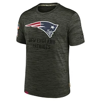 T-shirt Nike Olive New England Patriots Salute to Service Velocity Team pour homme