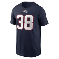 T-shirt avec nom et numéro du joueur des Patriots de la Nouvelle-Angleterre Nike Rhamondre Stevenson pour homme, bleu marine