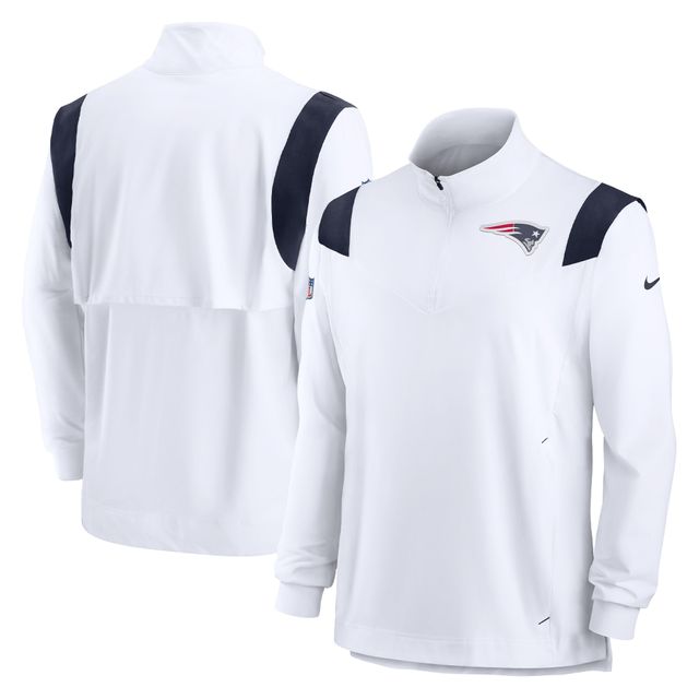 Haut à manches longues avec fermeture éclair quart de tour Nike pour hommes, New England Patriots Sideline Coach Chevron Lockup, blanc