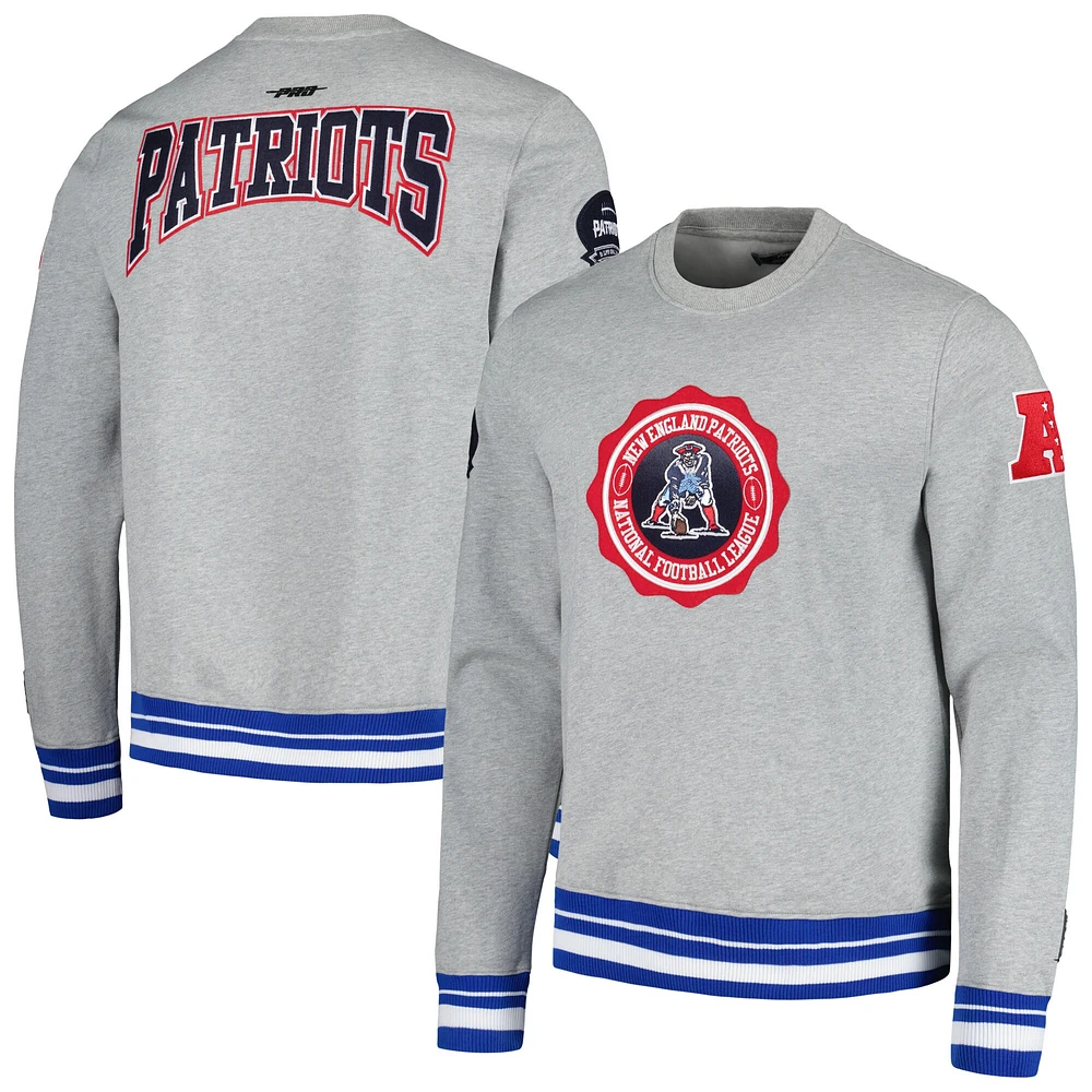 Men's Pro Standard Heather Gray New England Patriots Crest Emblem Pullover Sweatshirt