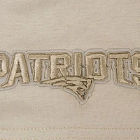 T-shirt à épaules tombantes Pro Standard Tan New England Patriots pour homme