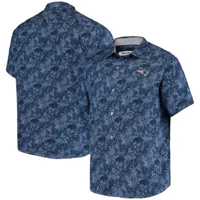 New England Patriots Tommy Bahama Sport Jungle Shade Camp Button-Down Shirt - Navy