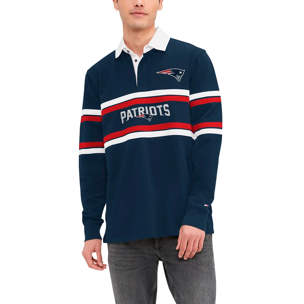 T-shirt à manches longues Tommy Hilfiger bleu marine New England Patriots Cory Varsity Rugby pour hommes