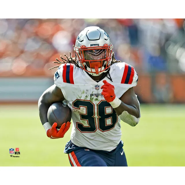 Gabriel Davis Buffalo Bills Unsigned Makes Catch in NFC Wild Card Game Vs New England Patriots Photograph