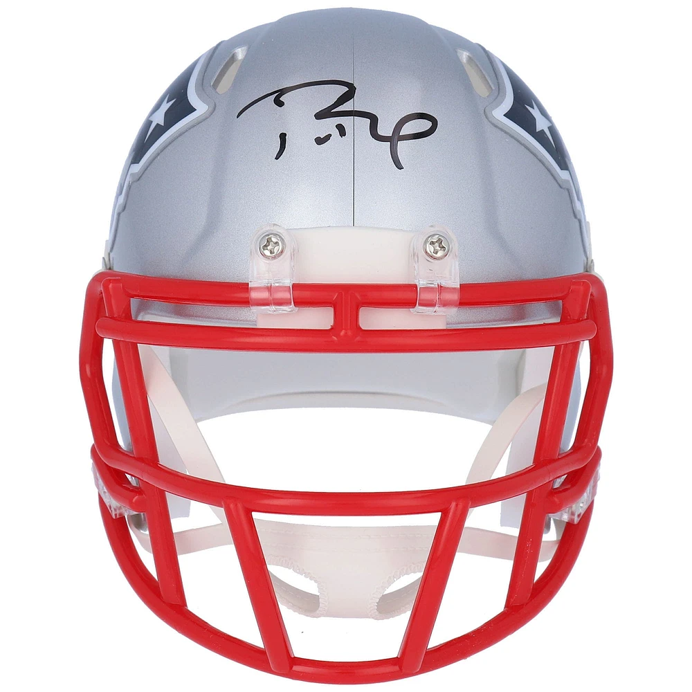 Casque Riddell Speed ​​Mini autographié par Tom Brady des New England Patriots