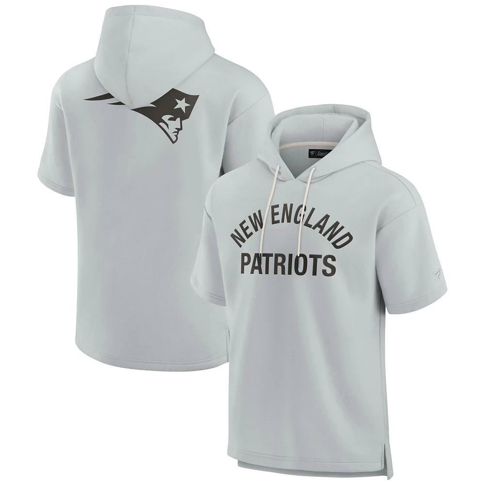 Sweat à capuche unisexe Fanatics gris New England Patriots Elements en polaire super douce manches courtes