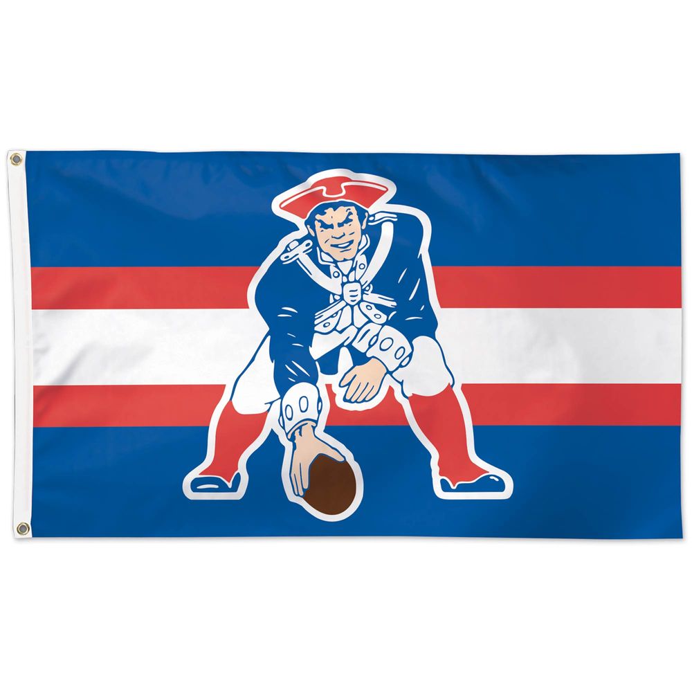 WinCraft New England Patriots 3' x 5' Throwback Logo Deluxe - Single-Sided Flag