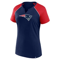 T-shirt raglan pailleté bleu marine/rouge pour femme des New England Patriots